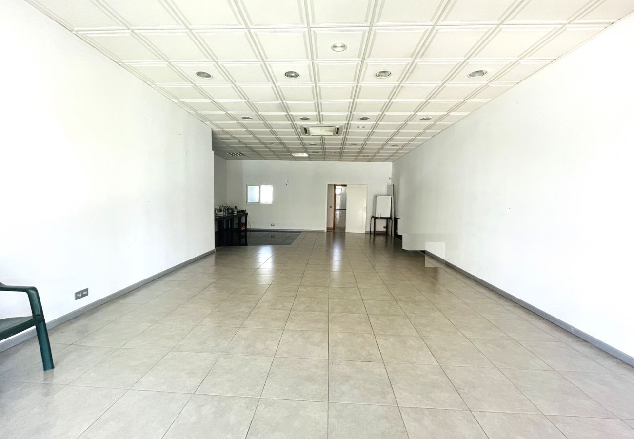 Lokal in La Cala de Mijas - Commercial premises for rent in busy location