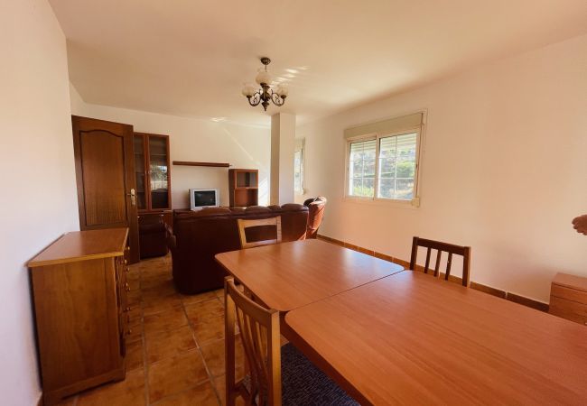 Penthouse in La Cala de Mijas - 2 bdm apartment ideal for 4 workers in La Cala de 