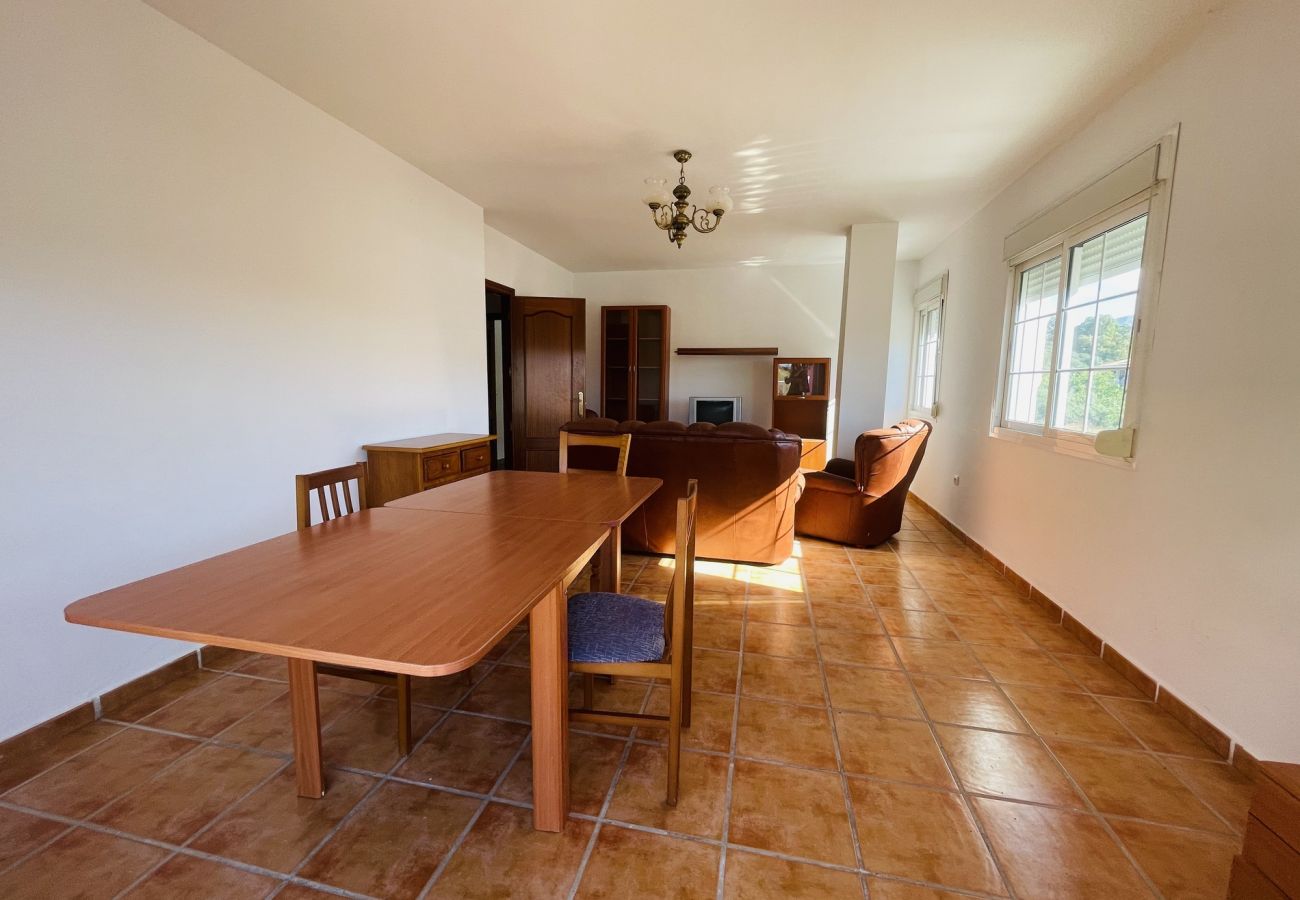 Penthouse in La Cala de Mijas - 2 bdm Wohnung ideal für 4 Arbeiter zu vermieten in la Cala de Mijas
