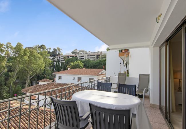 Ferienwohnung in Mijas Pueblo - Spacious 2 bdm apartment with terrace and garage i