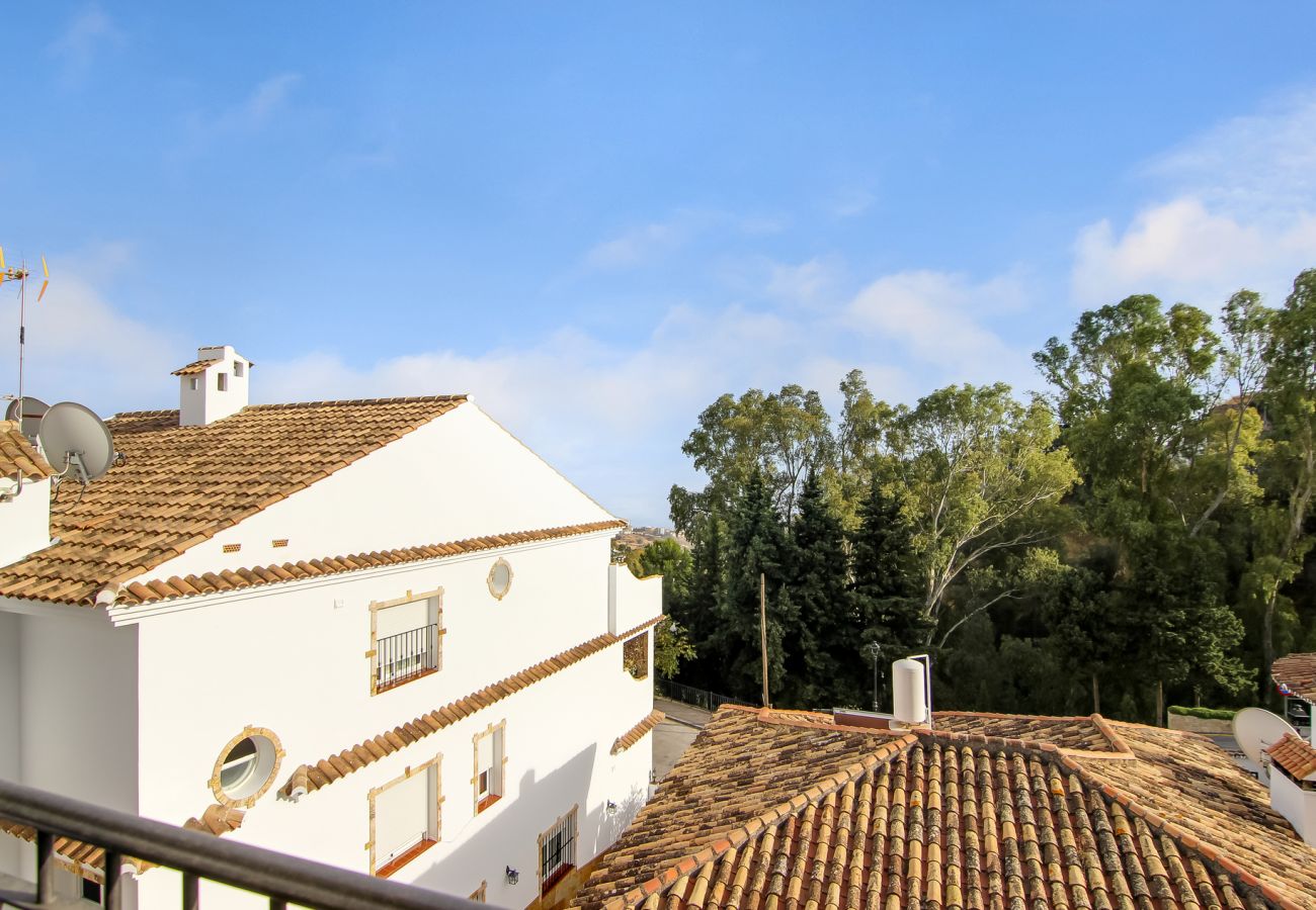 Ferienwohnung in Mijas Pueblo - Spacious 2 bdm apartment with terrace and garage i