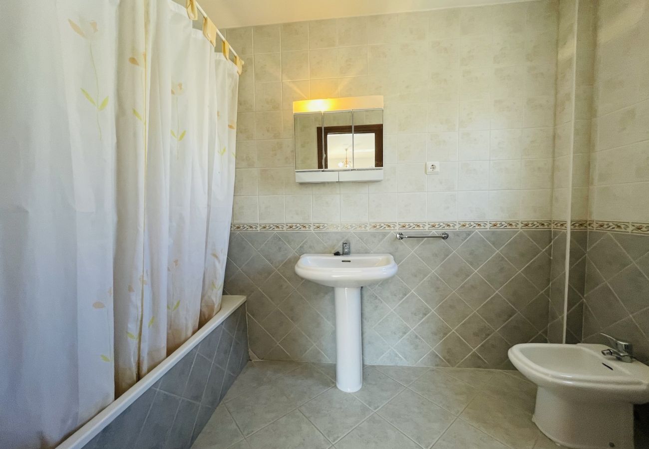 Apartamento en La Cala de Mijas - 3 bdm apartment ideal for 6 workers for rent in la