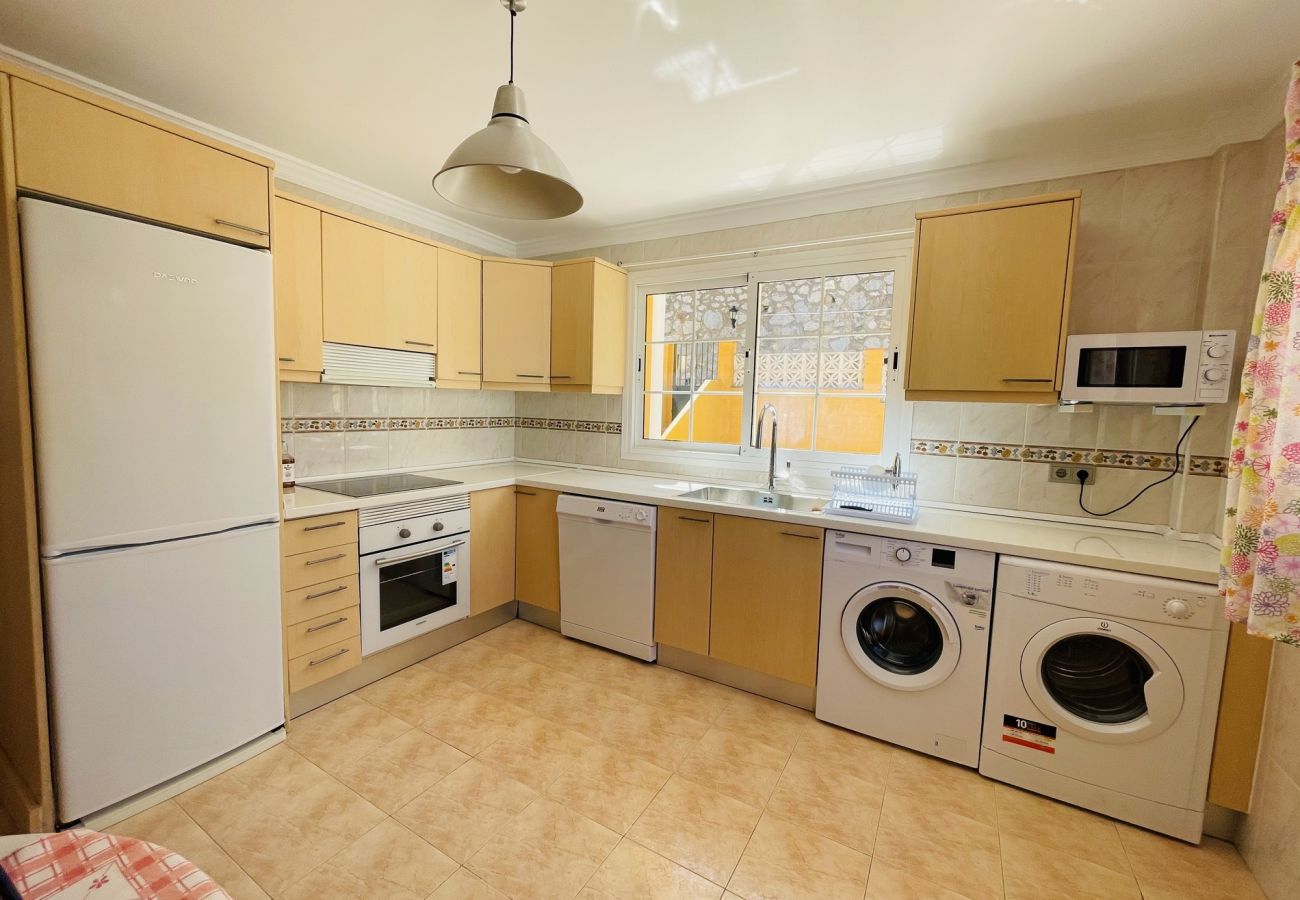 Casa en Benalmádena - Unfurnished 5 bdm villa with views and huge garage