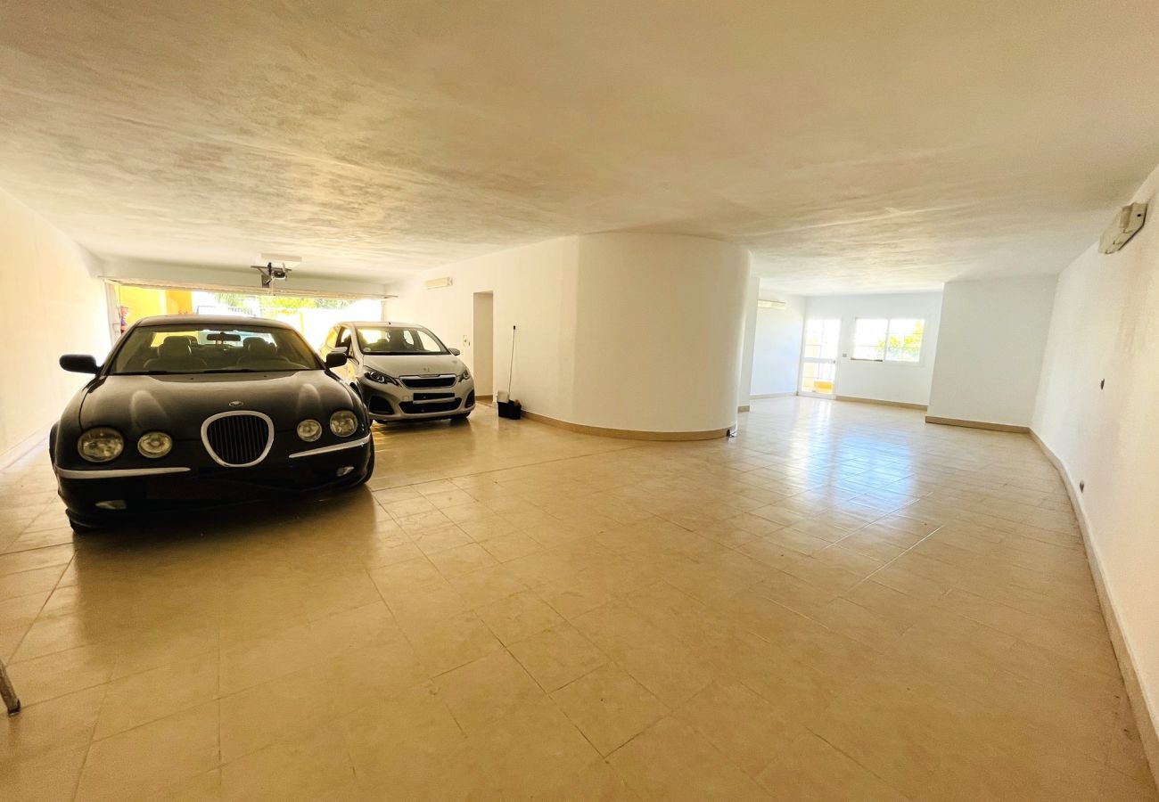 Casa en Benalmádena - Unfurnished 5 bdm villa with views and huge garage