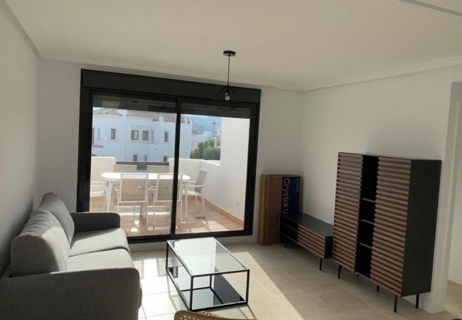 Ático en Estepona - Modern 2 bdm penthouse with sea views in Estepona