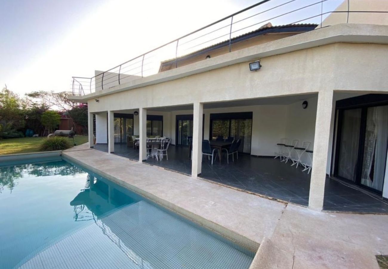 Villa en  - Spacieuse villa avec piscine en résidence