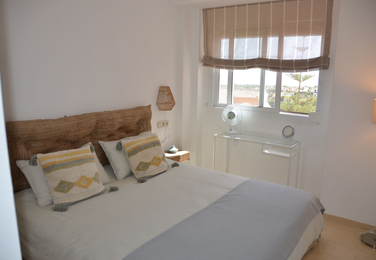 Apartamento en Marbella -   Los Lagos, quiet and cosy with sea and mountain view