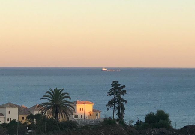 Apartamento en Fuengirola - The View 52, golf and sea Apartamento en Fuengirola - The View 52, golf and sea