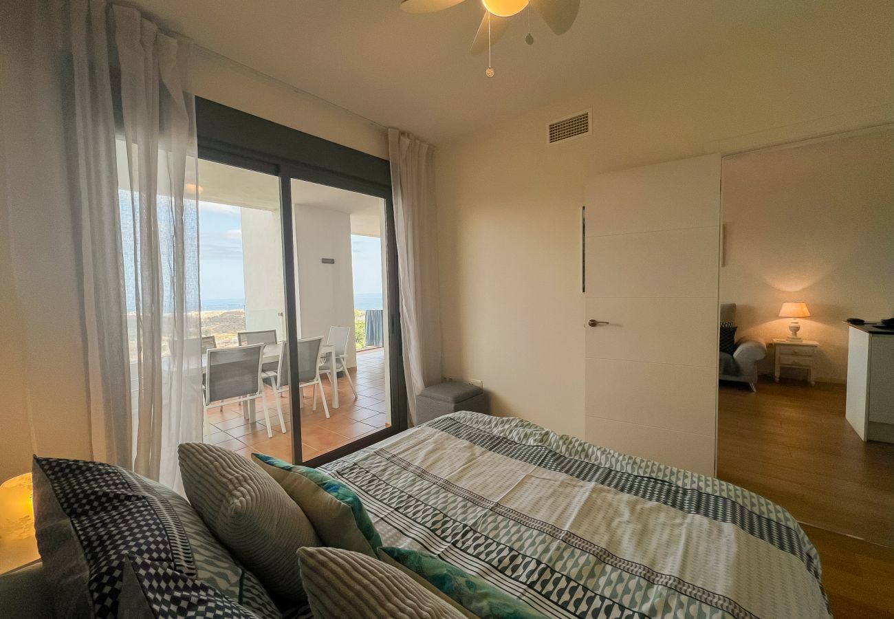 Apartamento en Mijas Costa - La Cala ,golf, pool and sea view