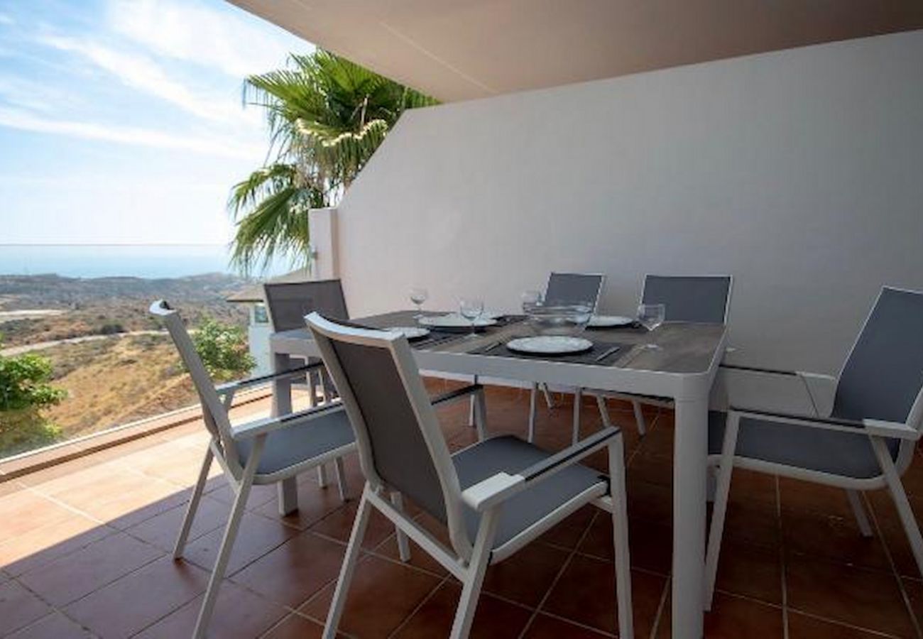 Apartamento en Mijas Costa - La Cala ,golf, pool and sea view