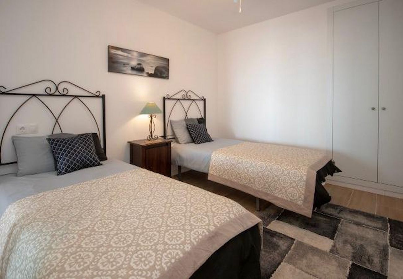Apartamento en Mijas Costa - La Cala ,golf, pool and sea view