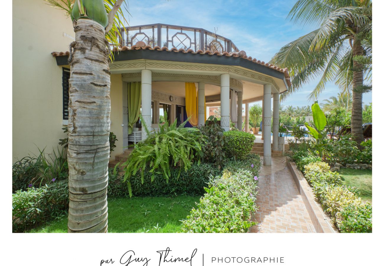 Villa en Saly - villa pieds dans l'eau en résidence