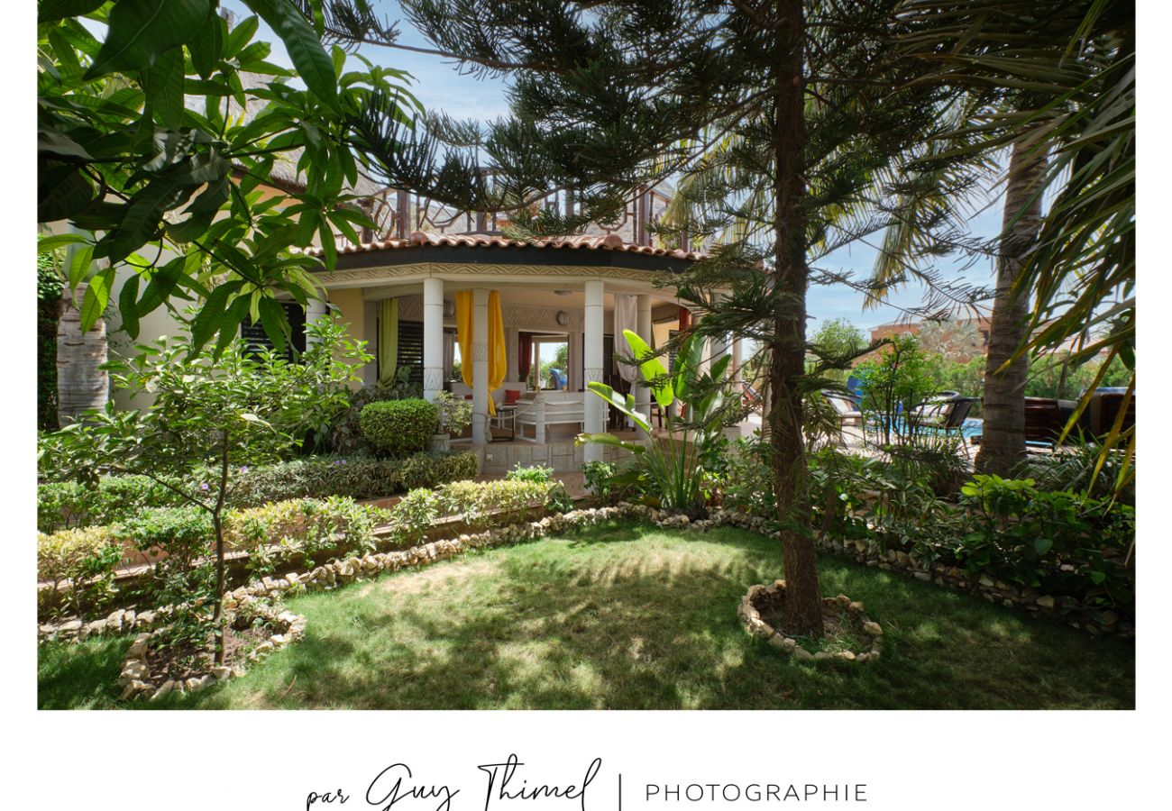 Villa en Saly - villa pieds dans l'eau en résidence
