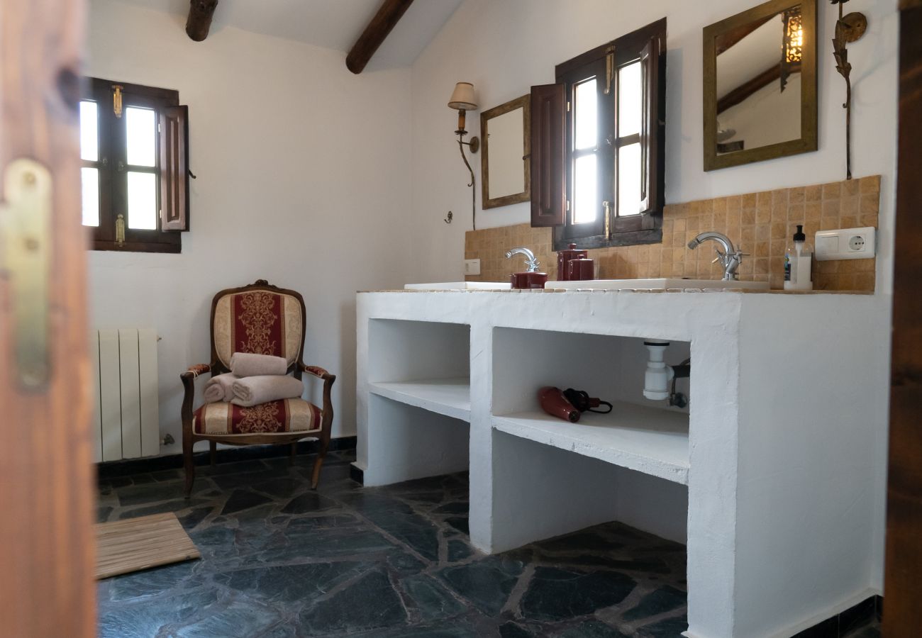 Casa rural en Álora  - FINCA MANODIANA