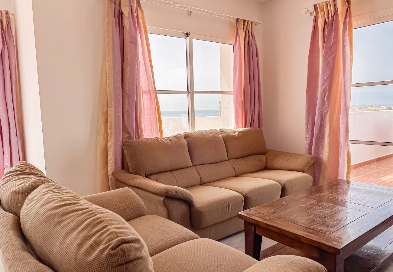 Apartamento en El Faro - El faro ,holidays and sea views