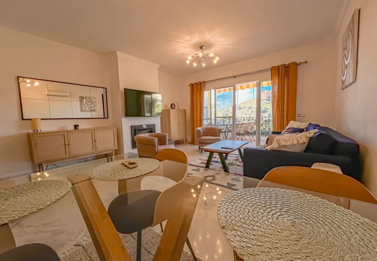 Apartamento en Mijas Costa - Mediterranean, pool and holidays