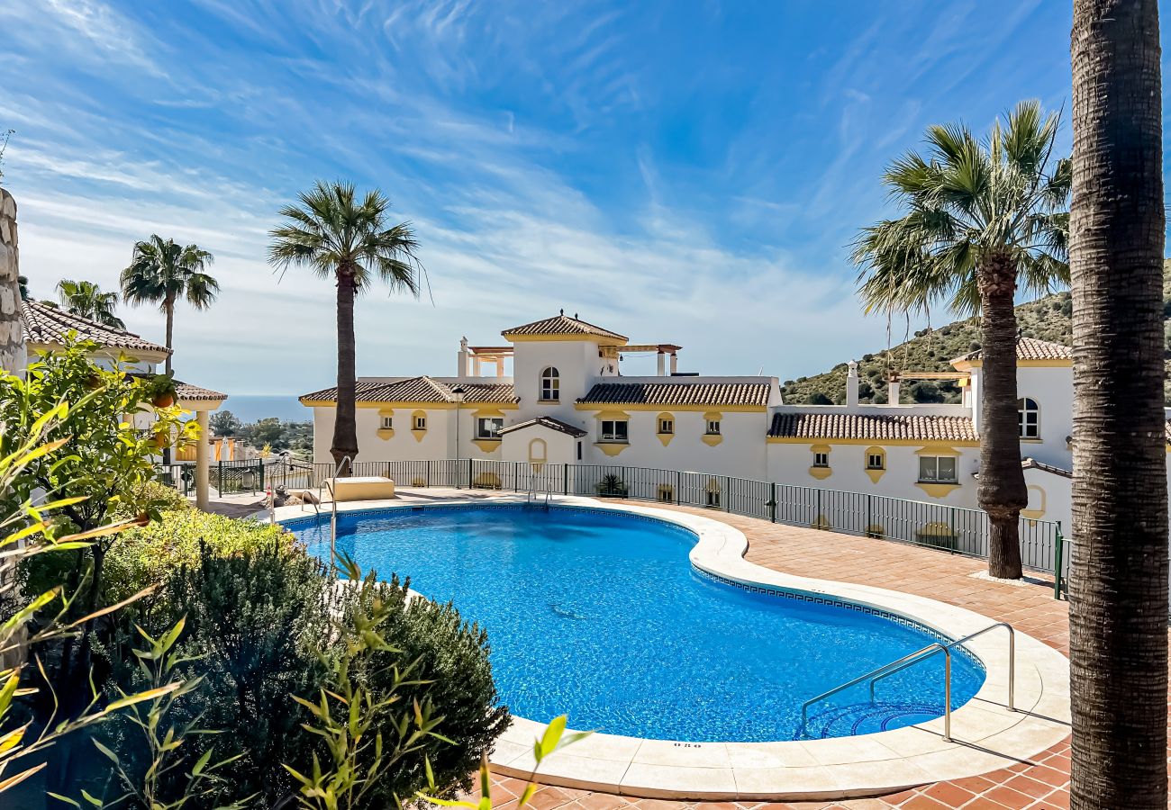 Apartamento en Mijas Costa - Mediterranean, pool and holidays