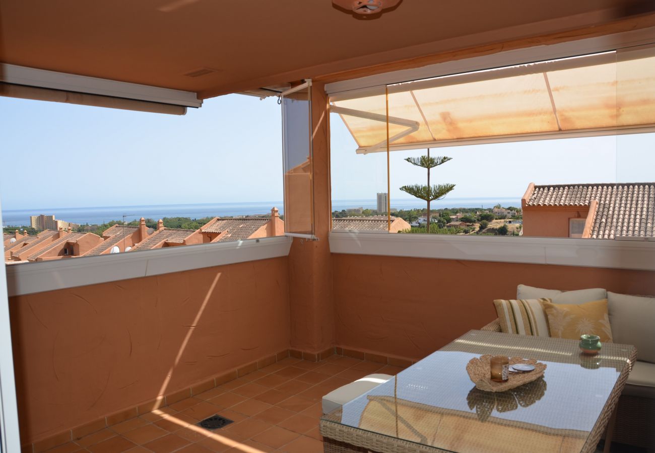 Appartement à Marbella -   Los Lagos, quiet and cosy with sea and mountain view
