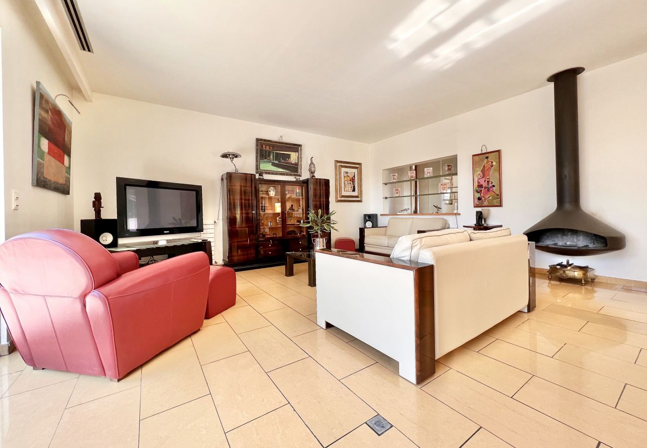 Villa à Grasse - La Villa Ajda, piscine privée
