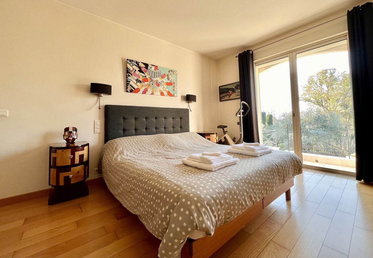 Villa à Grasse - La Villa Ajda, piscine privée