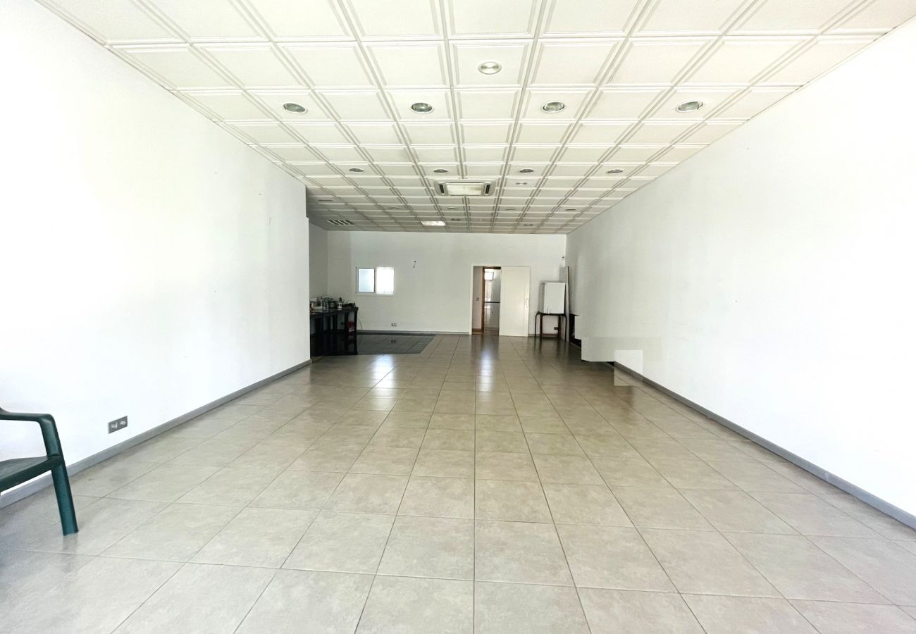 Commercial space in La Cala de Mijas - Commercial premises for rent in busy location