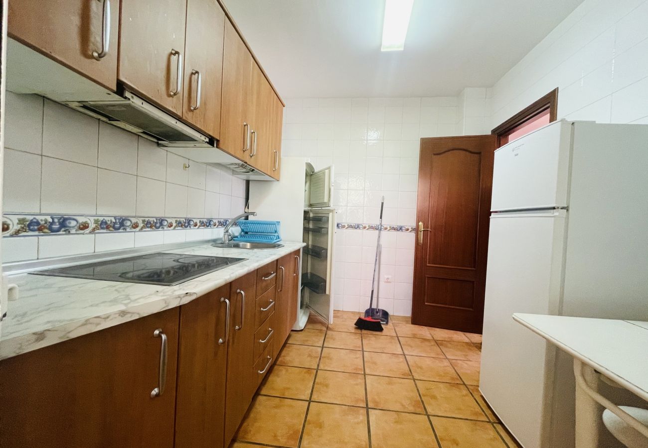 Penthouse in La Cala de Mijas - 2 bdm apartment ideal for 4 workers for rent in la Cala de Mijas