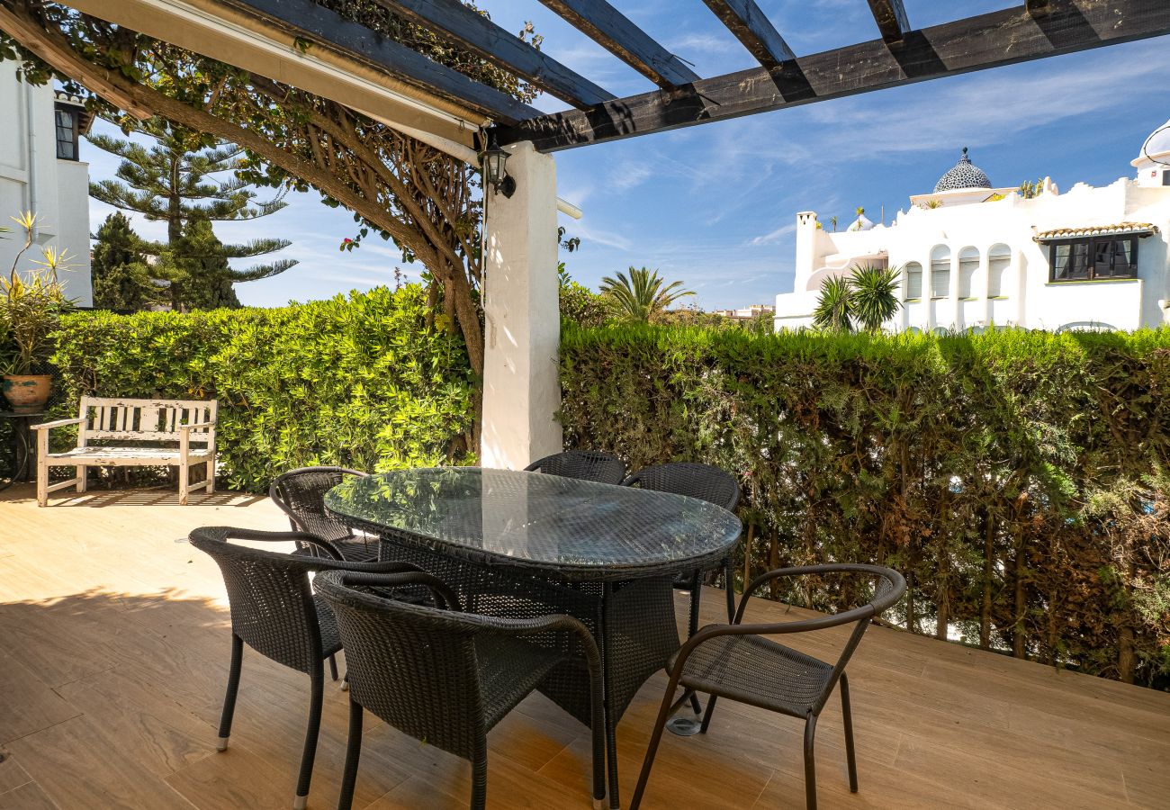 Apartment in Mijas Costa - Calahonda, sea side and pool