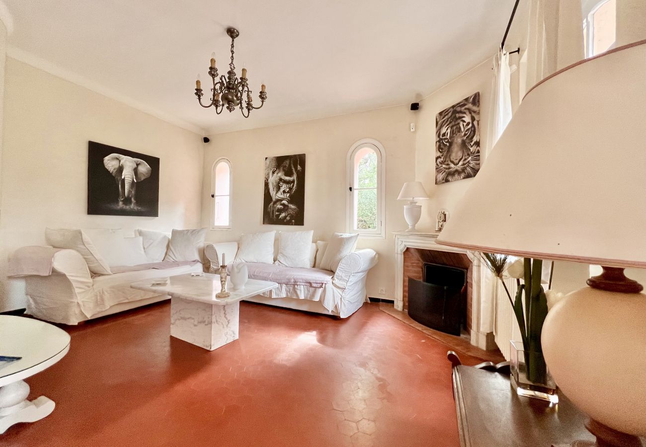House in Grasse - Le Mas des Oliviers, piscine privée