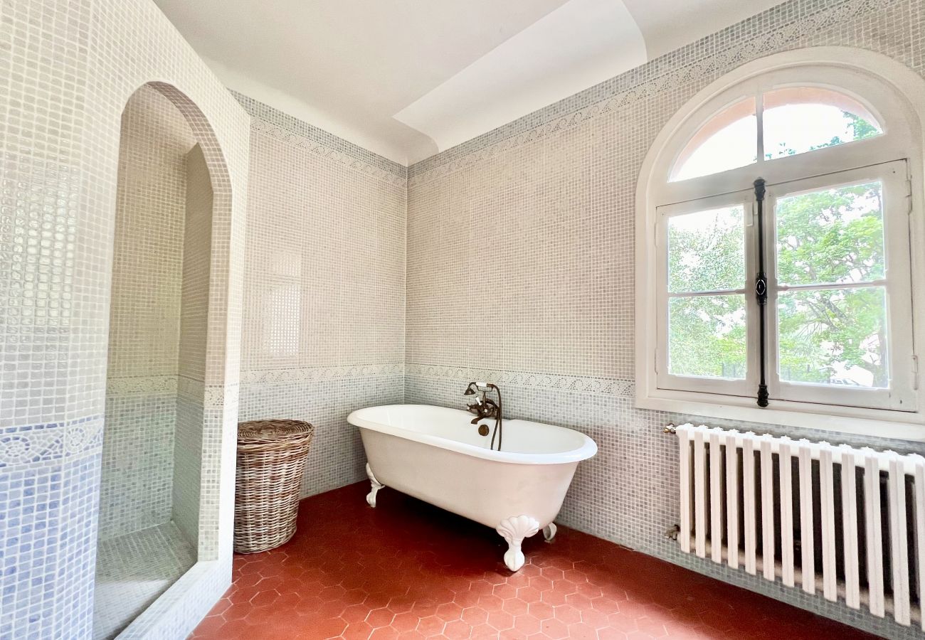 House in Grasse - Le Mas des Oliviers, piscine privée
