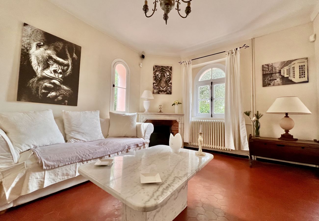 House in Grasse - Le Mas des Oliviers, piscine privée