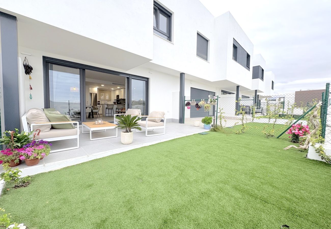 Terraced House in Mijas - luxury house in Cala de Mijas for 8 people