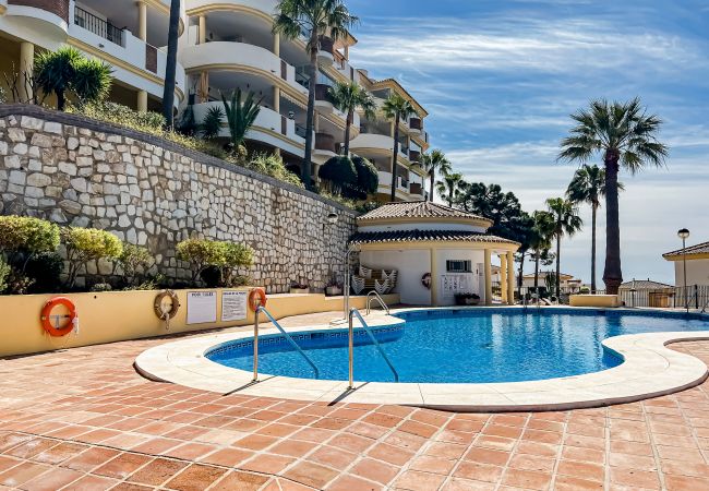 Lägenhet i Mijas Costa - Mediterranean, pool and holidays
